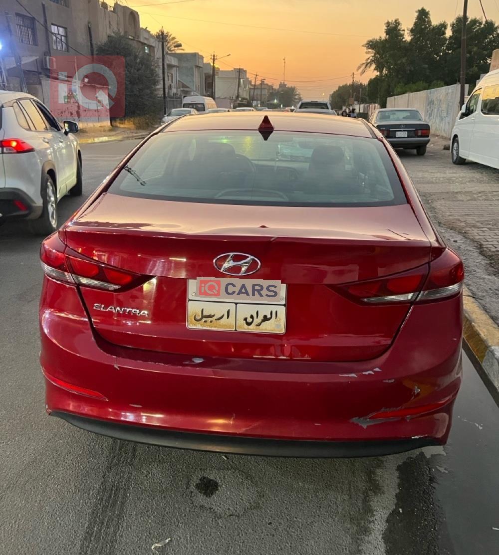 هیوندای ئەلەنترا